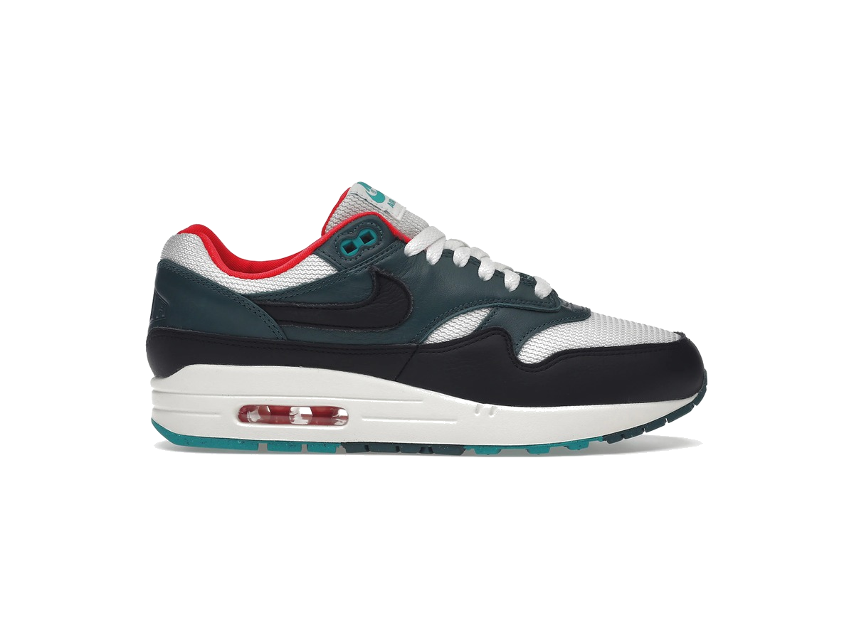 Nike Air Max 1 LeBron James Liverpool F.C.