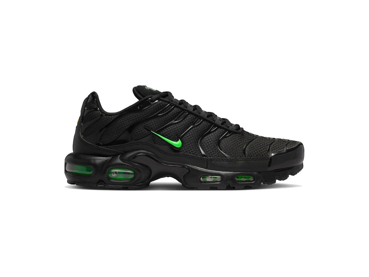 Nike Air Max Plus Black Green Strike