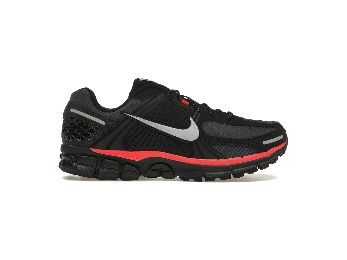 Nike Zoom Vomero 5 Black Metallic University Red