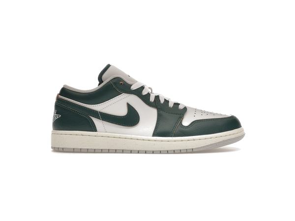 Jordan 1 Low SE Oxidized Green