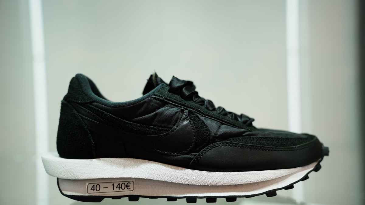 Nike LD Waffle sacai Black Nylon