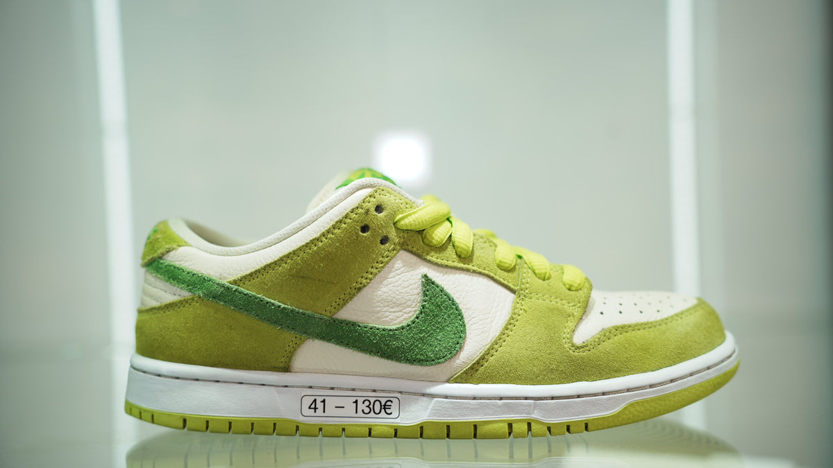 Nike SB Dunk Low Green Apple