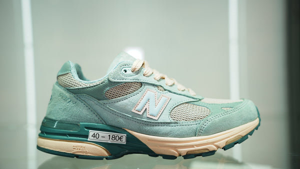 New Balance 993 Joe Freshgoods Performance Art bleu arctique