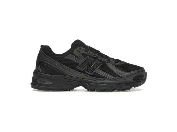 New Balance 740 Triple Black