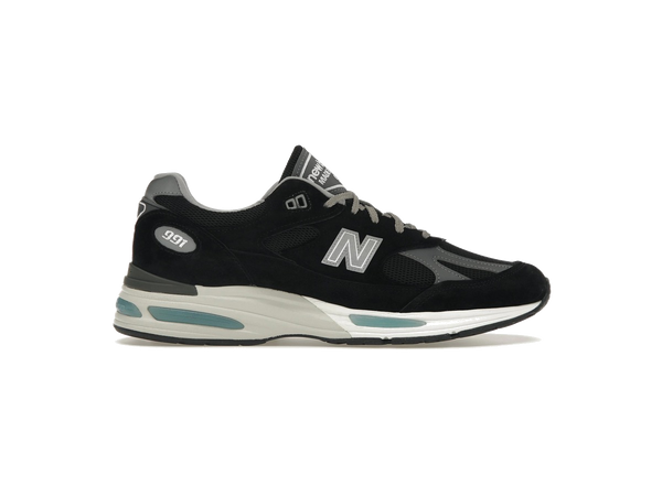 New Balance 991v2 MiUK Black Grey