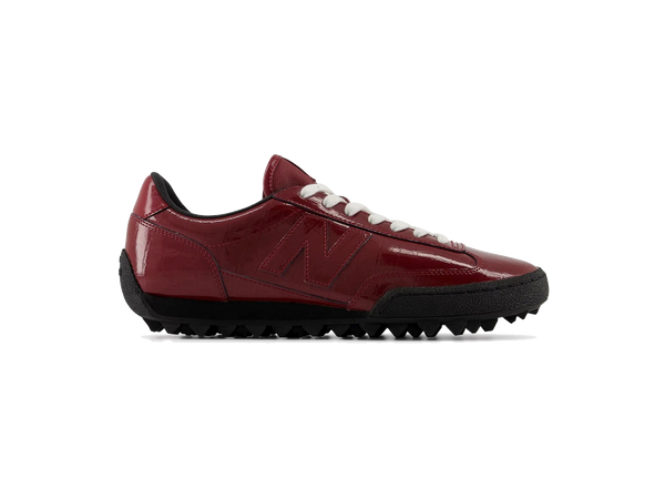 New Balance Gator Run Shadow Red