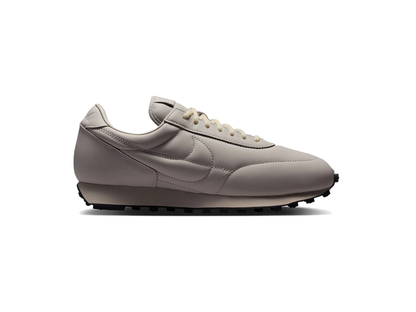 Nike Daybreak SP Moon Particle Light Bone