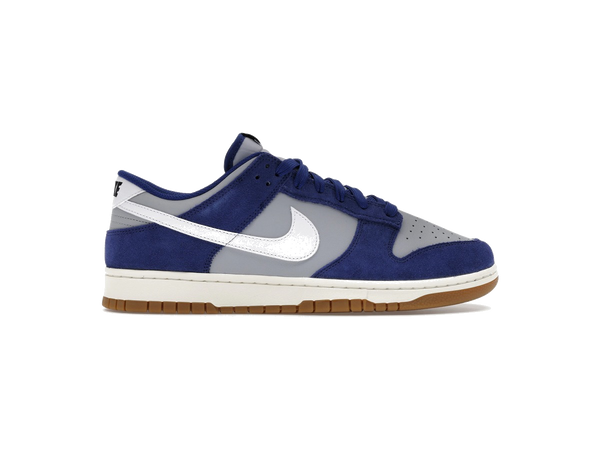 Nike Dunk Low Retro SE Deep Royal Blue Gum