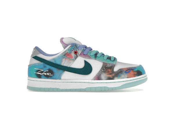 Nike SB Dunk Low Futura Laboratories Bleached Aqua