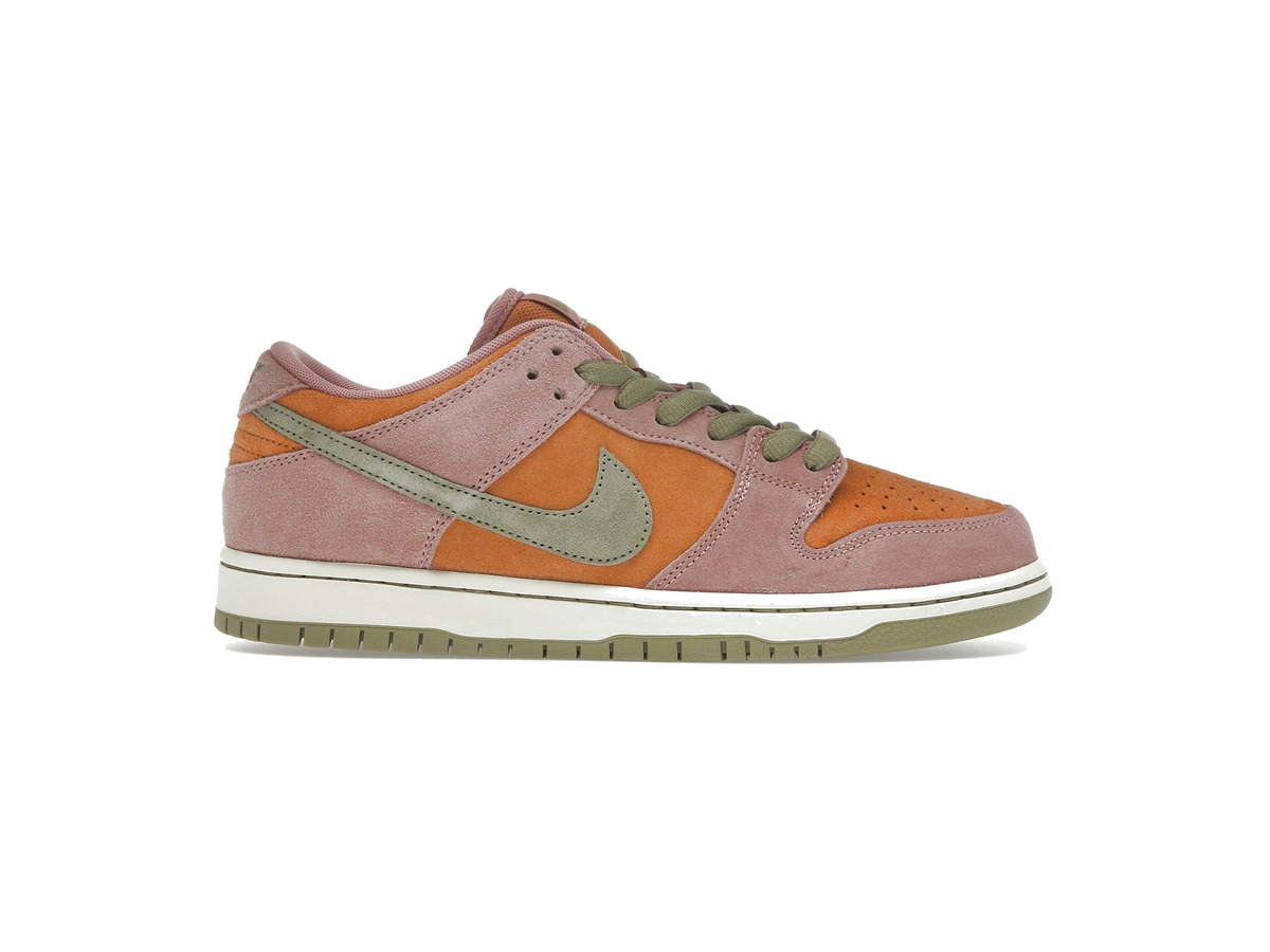 Nike SB Dunk Low Red Stardust