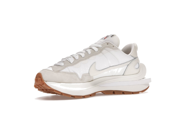 Nike Vaporwaffle sacai Sail Gum