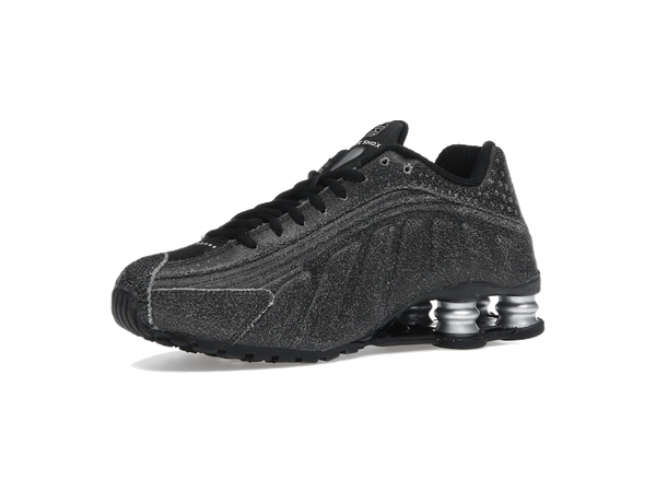 Nike Shox R4 Black Distressed Leather