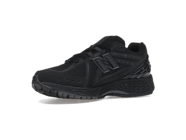 New Balance 1906R Triple Black