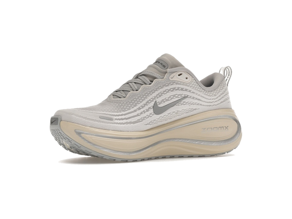 Nike Vomero Plus Running is Mental