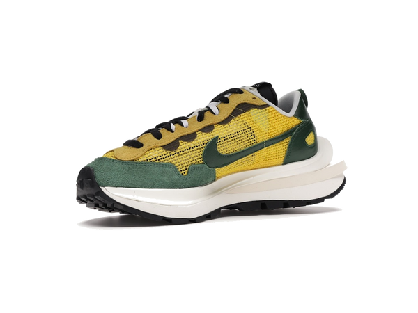 Nike Vaporwaffle sacai Tour Yellow Stadium Green