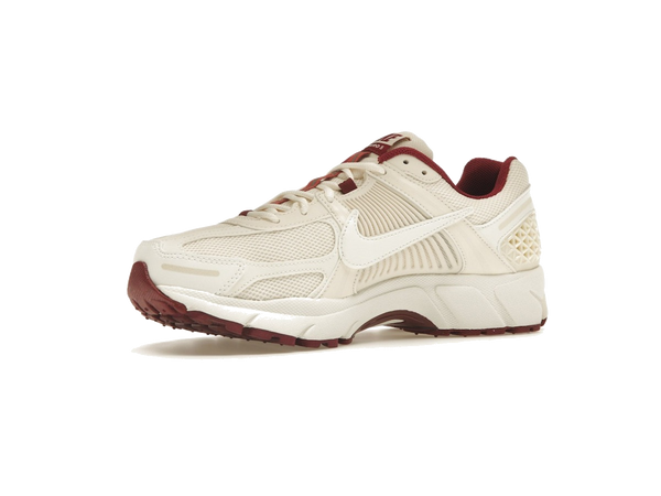 Nike Zoom Vomero 5 Valentine's Day (Women's)