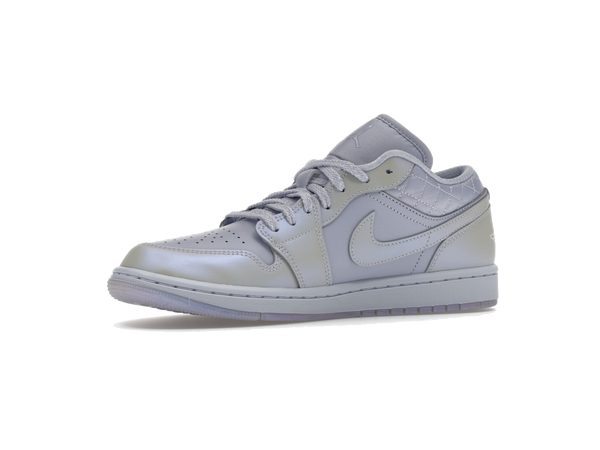 Jordan 1 Low SE Ghost Pearlized Quilt (Women's)