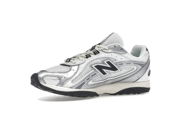 New Balance 204L Silver Metallic Black