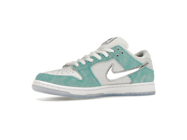 Nike SB Dunk Low April Skateboards