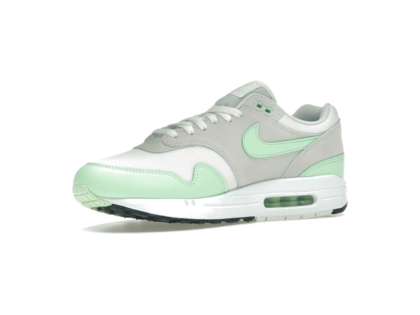 Nike Air Max 1 Essential Summit White Photon Dust Vapor Green
