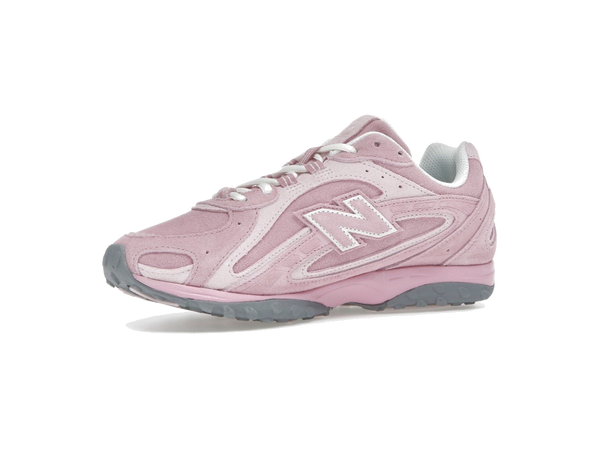 New Balance 204L Pastel Pink